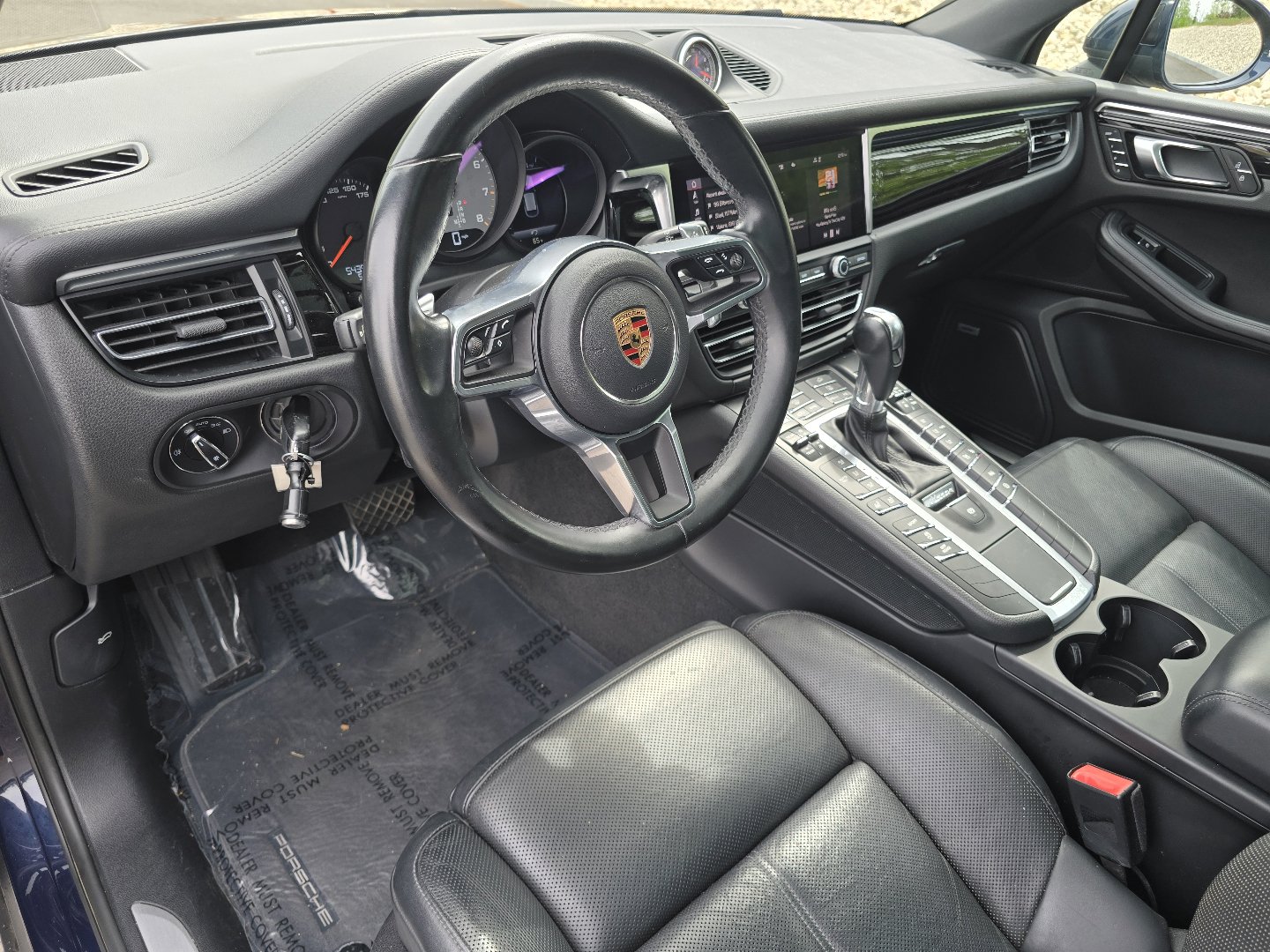 Used 2020 Porsche Macan S AWD/4WD image 4