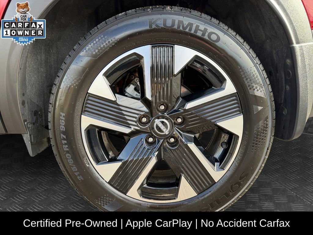 Certified 2025 Nissan Kicks SV image 20