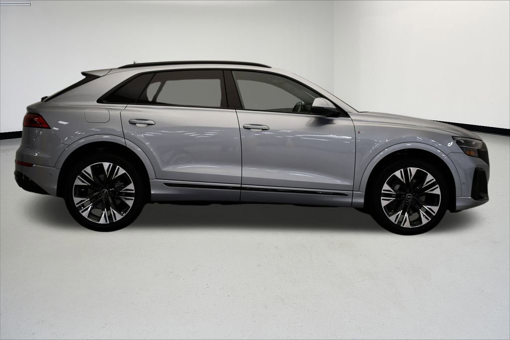 Used 2025 Audi Q8 Premium Plus image 6