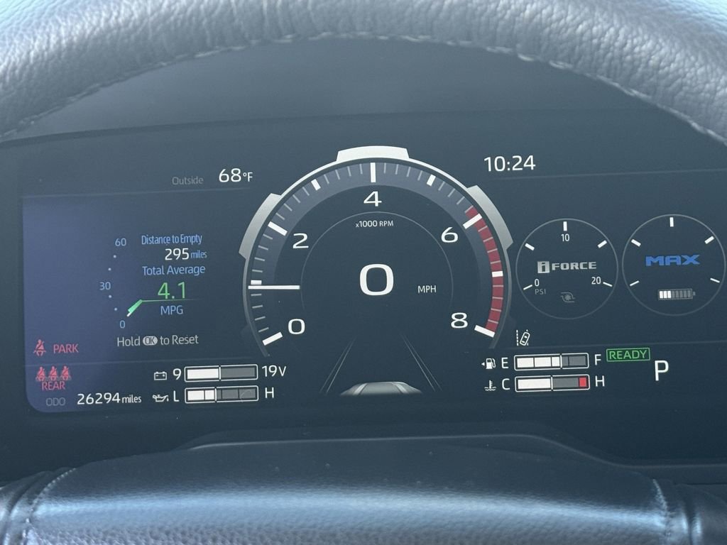 Used 2024 Toyota Tundra Limited AWD/4WD image 18