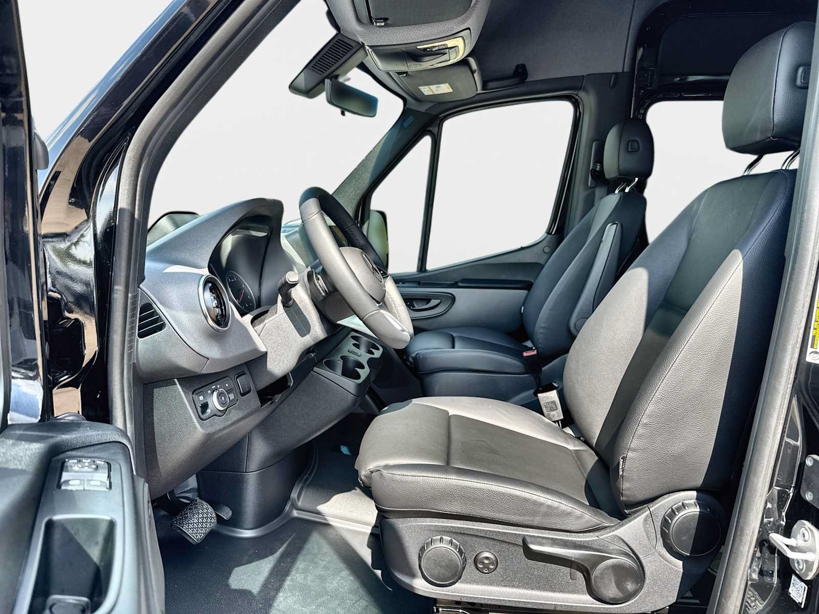 New 2026 Mercedes-Benz Sprinter 2500 image 10