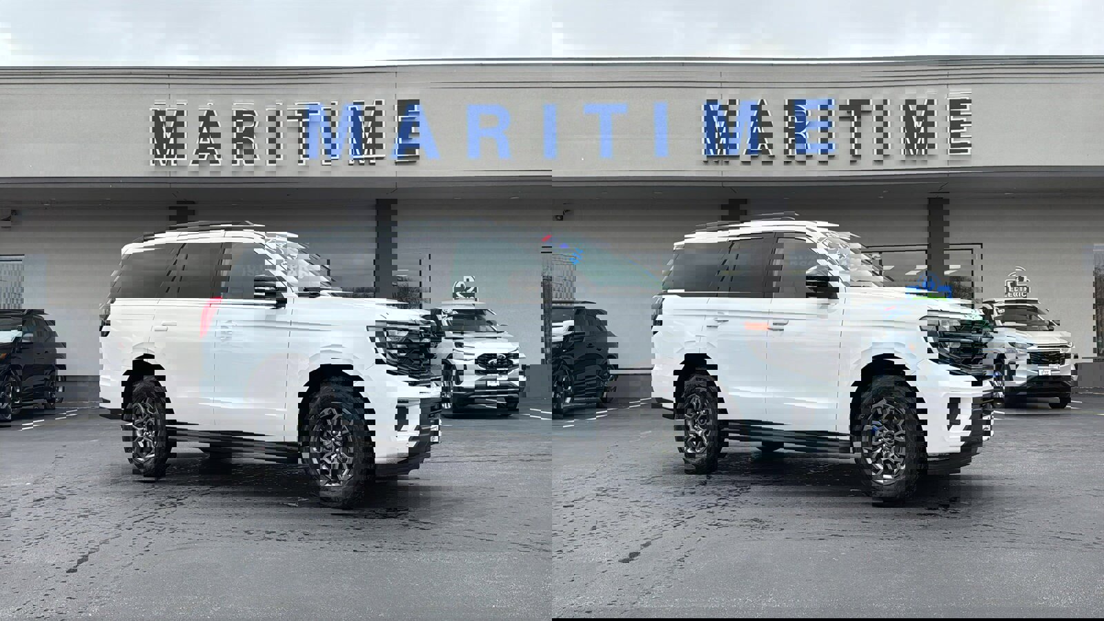 New 2026 Ford Expedition Active image 9