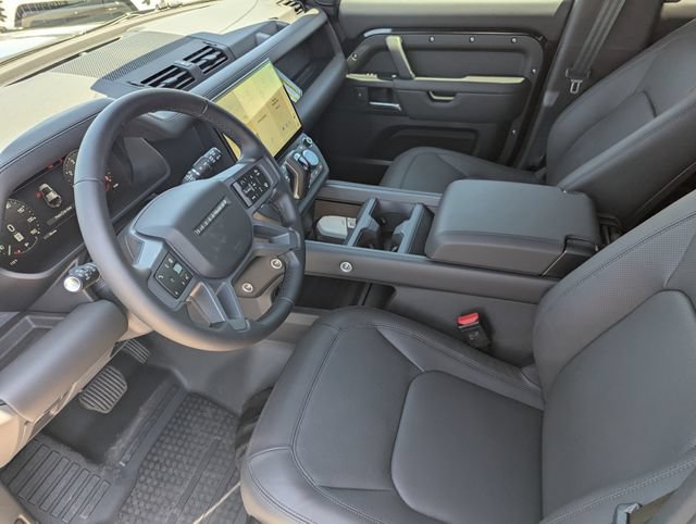 New 2026 Land Rover Defender 110 X-Dynamic SE AWD/4WD image 5