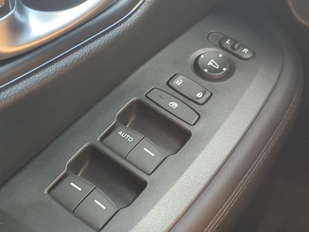 New 2026 Honda HR-V LX image 19