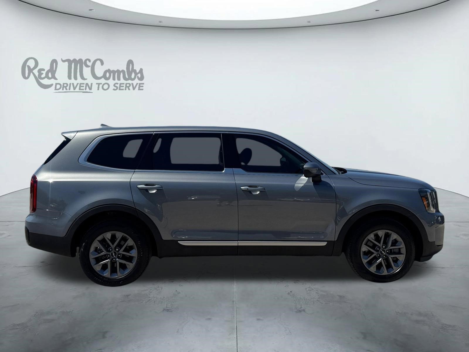 Used 2024 Kia Telluride LX image 6