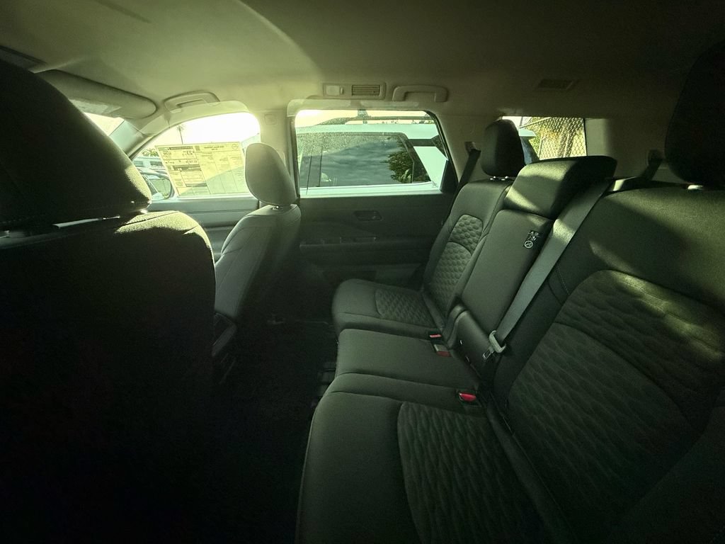 New 2026 Nissan Pathfinder SV FWD image 6