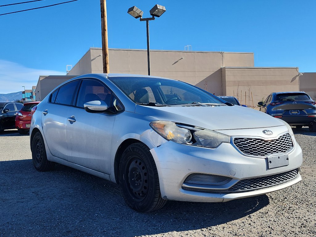 Used 2015 Kia Forte LX image 3