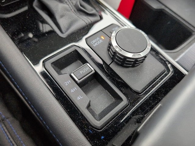 Used 2024 Toyota Sequoia Platinum image 11