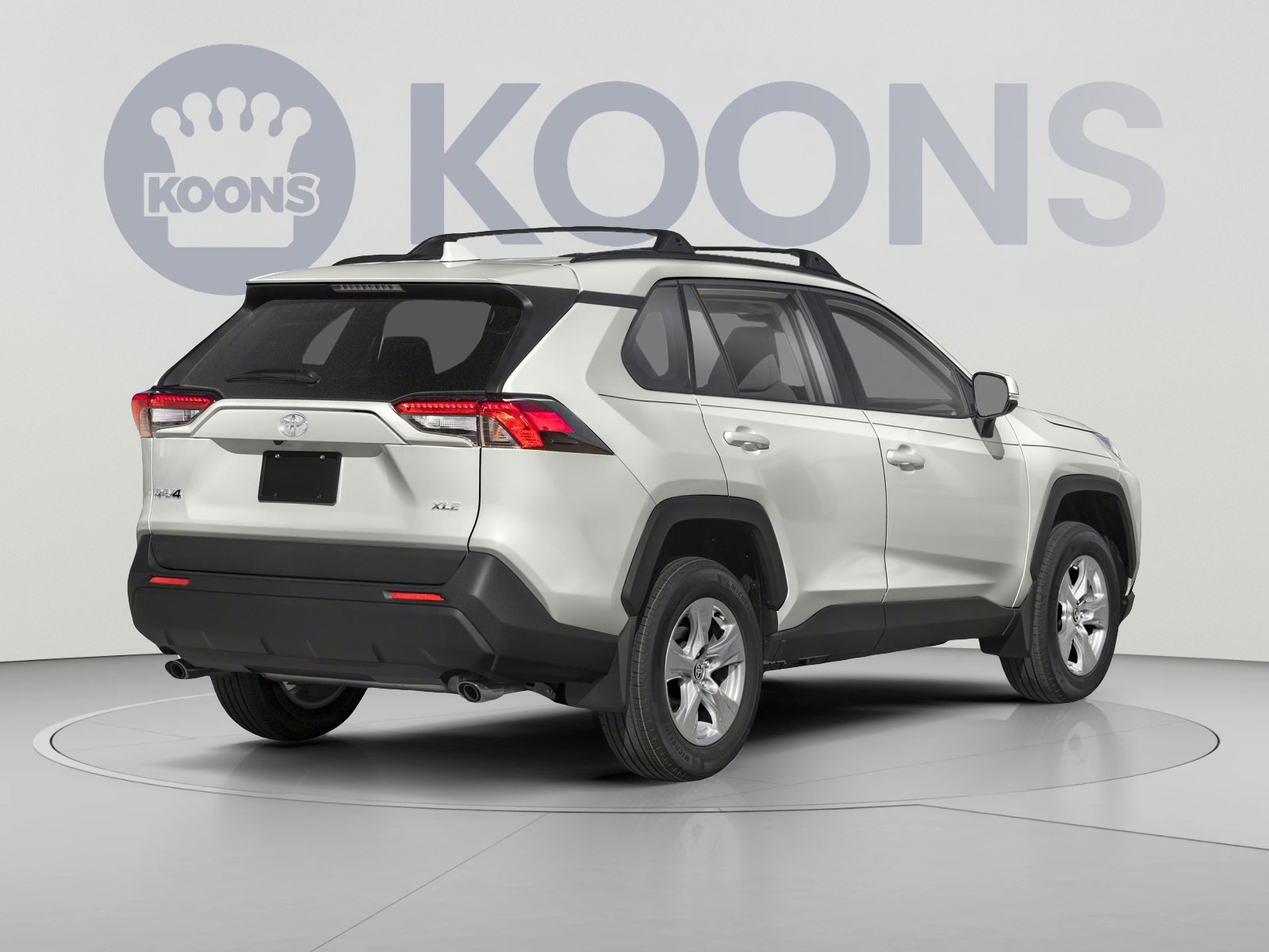 Used 2022 Toyota RAV4 XLE Premium AWD/4WD image 2