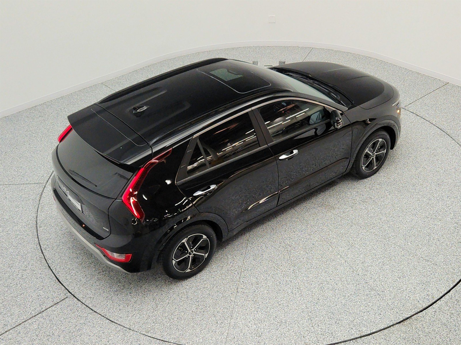 Used 2023 Kia Niro FWD image 26