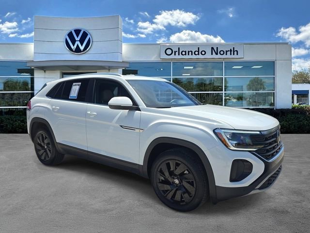 Used 2025 Volkswagen Atlas Cross Sport SE w/ Panoramic Sunroof Package image 1