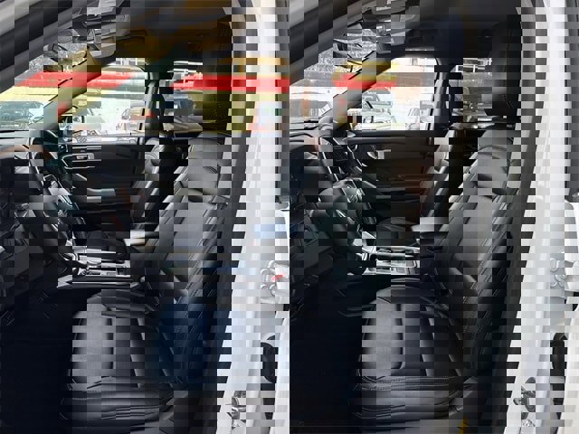 Used 2024 Ford Explorer XLT w/ Equipment Group 202A image 24