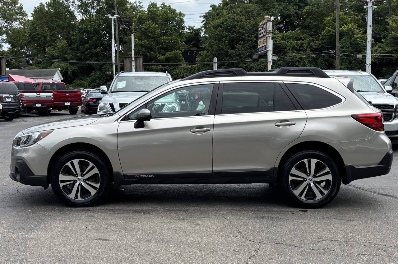 Used 2018 Subaru Outback 2.5i Limited w/ Popular Package #2 AWD/4WD image 5