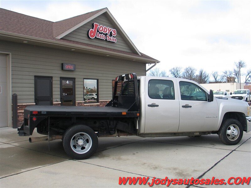 Used 2008 Chevrolet Silverado 3500 W/T AWD/4WD image 26