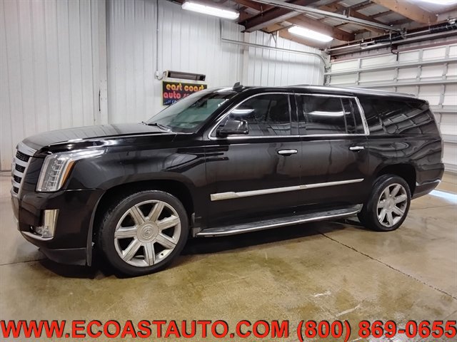 Used 2015 Cadillac Escalade ESV Luxury AWD/4WD image 5