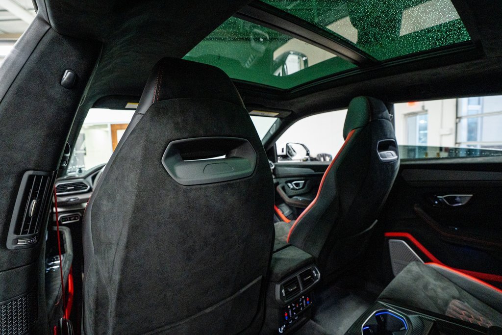 Used 2024 Lamborghini Urus Performante image 63