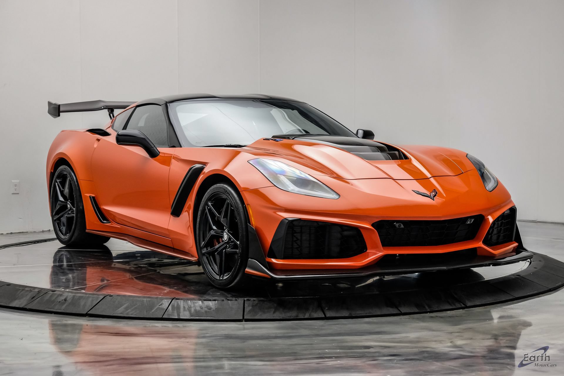 Used 2019 Chevrolet Corvette ZR1 RWD image 32