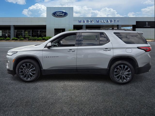Used 2023 Chevrolet Traverse RS image 2