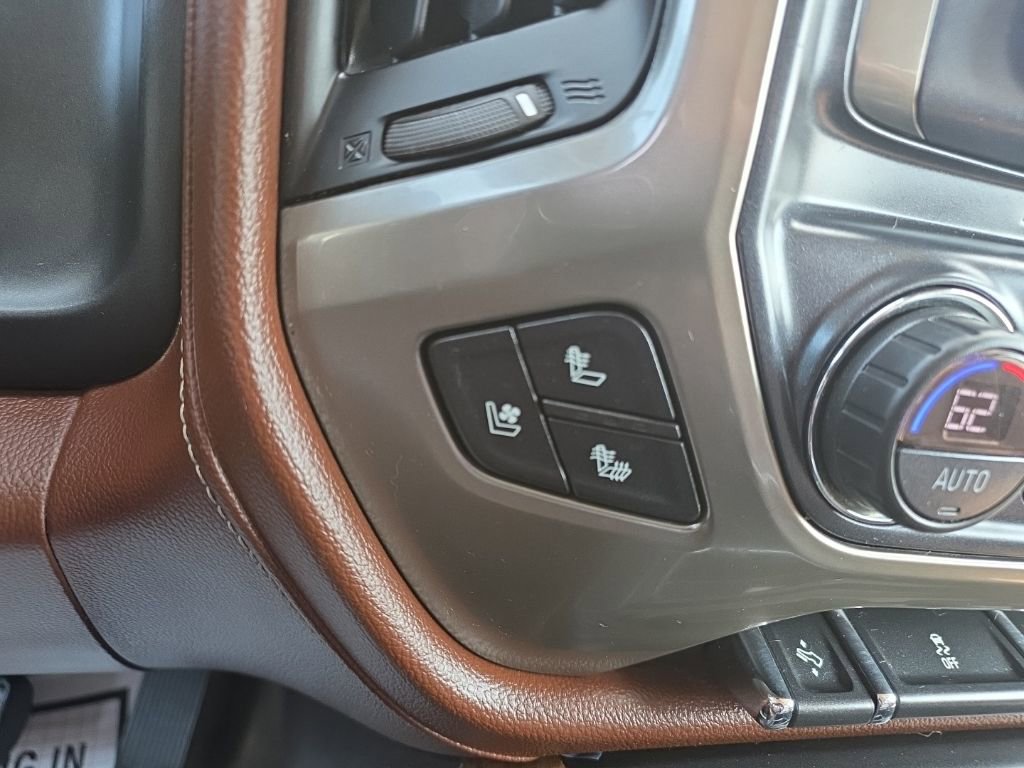 Used 2018 Chevrolet Silverado 1500 High Country image 14