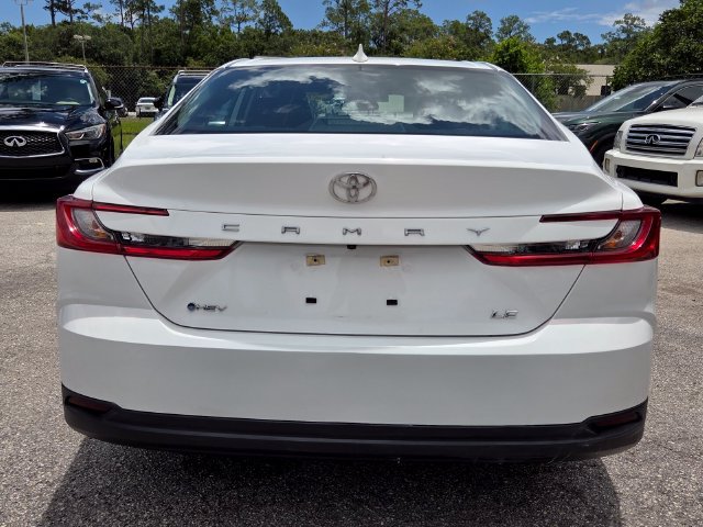 Used 2025 Toyota Camry LE FWD image 6