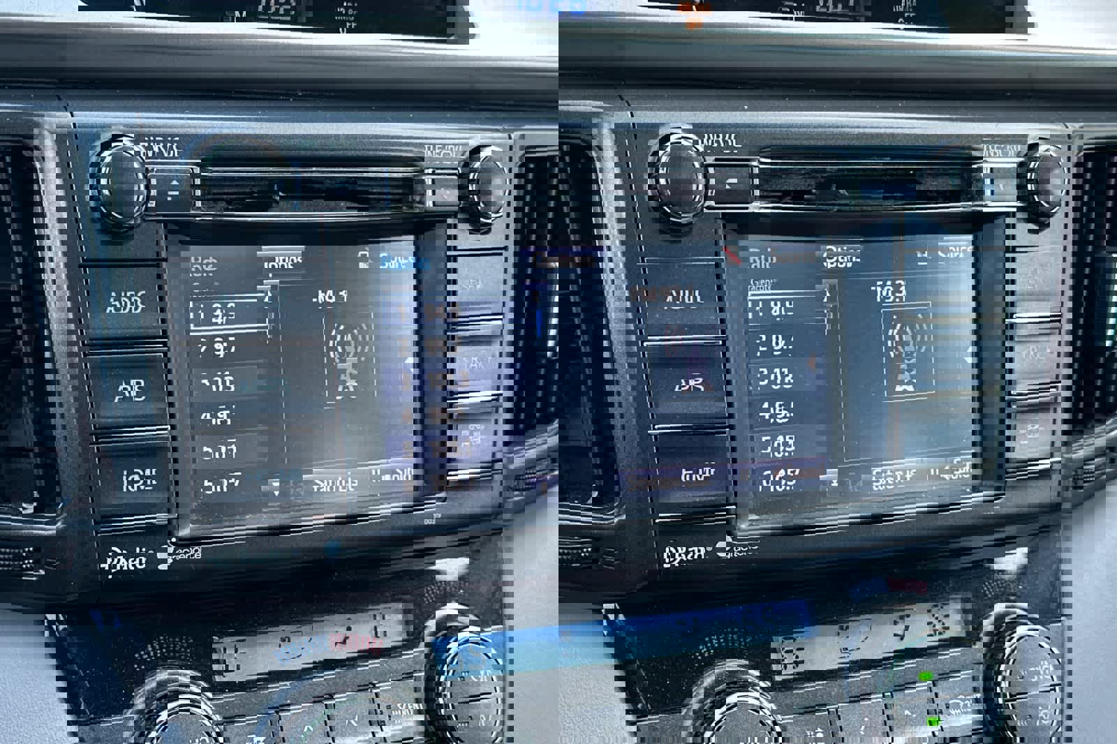 Used 2015 Toyota RAV4 XLE image 19