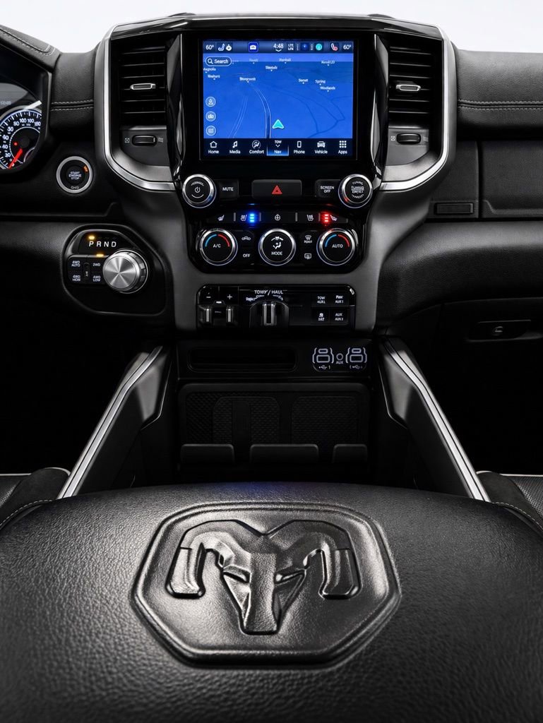 Used 2022 RAM 1500 Laramie AWD/4WD image 17