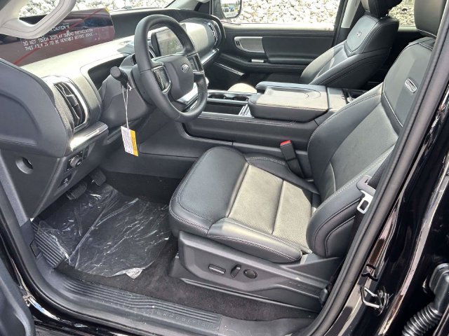 New 2026 Ford Expedition Platinum w/ Driver's Package AWD/4WD image 13