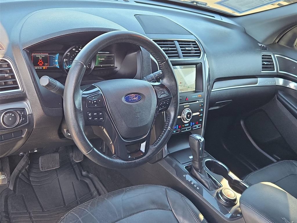 Used 2017 Ford Explorer Limited AWD/4WD image 2