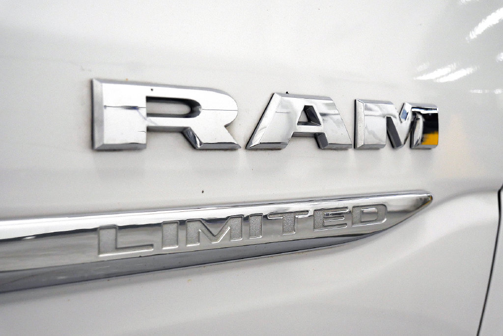 Used 2020 RAM 1500 Limited AWD/4WD image 10