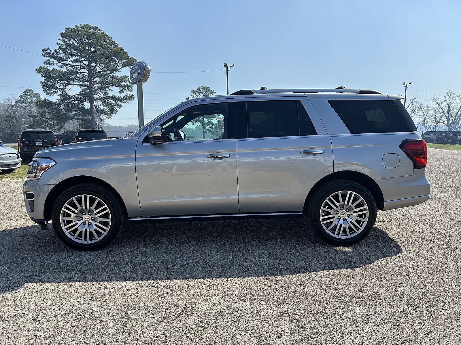 Used 2024 Ford Expedition Limited