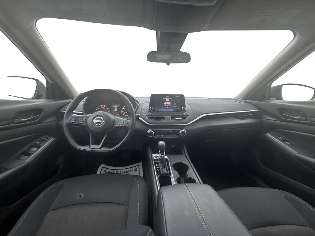 Used 2025 Nissan Altima 2.5 S image 17