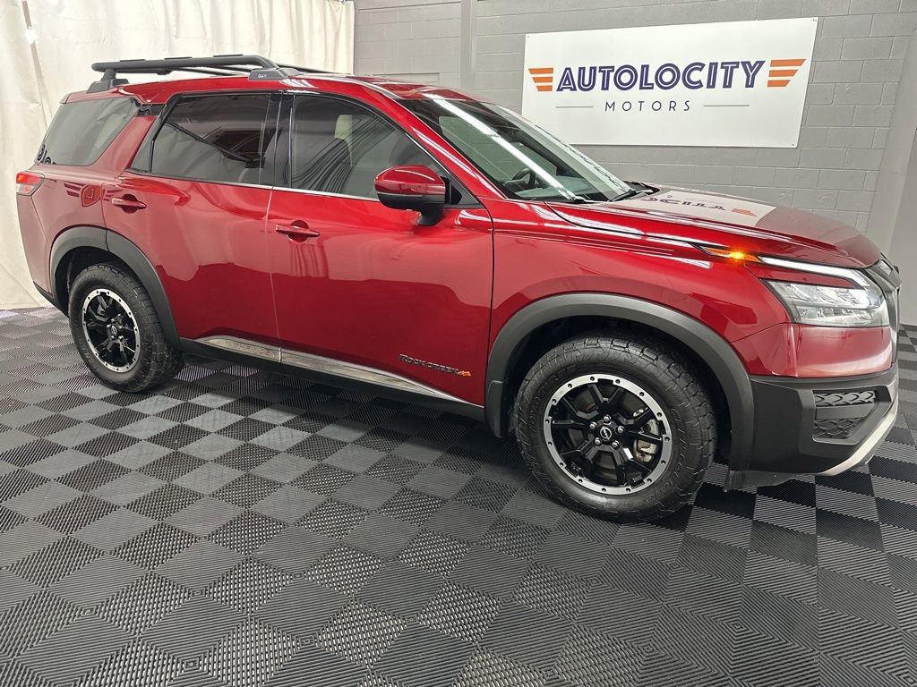 Used 2024 Nissan Pathfinder Rock Creek image 3