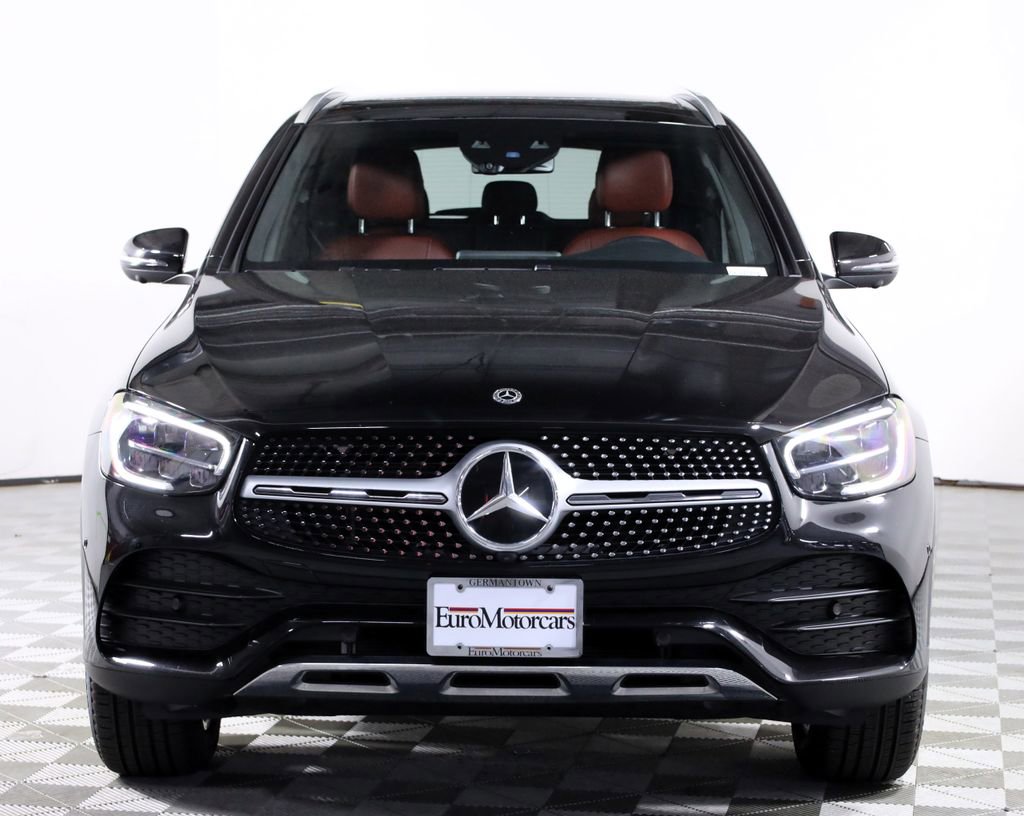 Used 2020 Mercedes-Benz GLC 300 4MATIC image 2