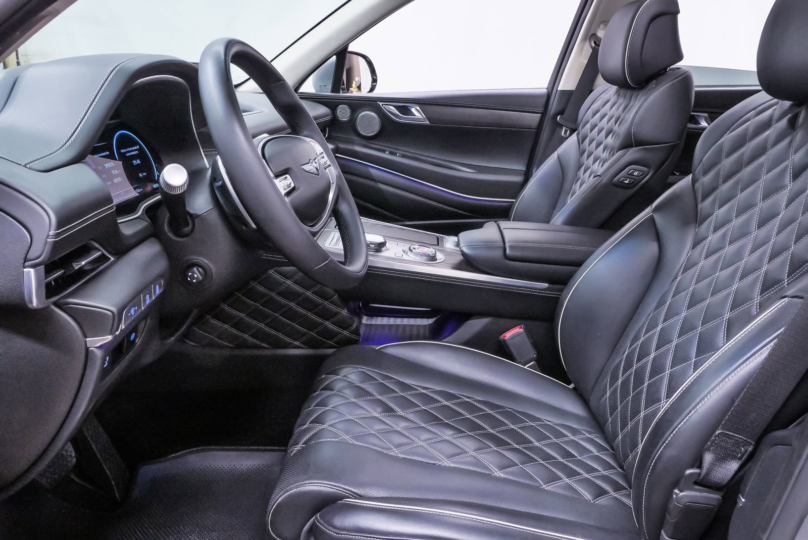 Certified 2024 Genesis GV80 3.5T image 9