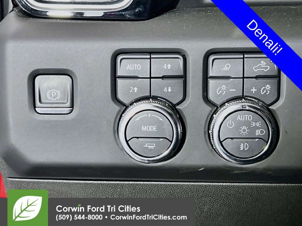 Used 2024 GMC Sierra 2500 Denali w/ Denali Reserve Package AWD/4WD image 18