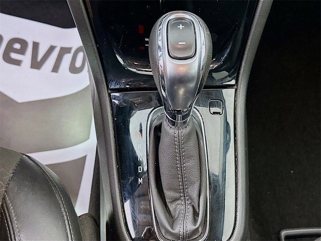 Used 2018 Buick Encore Preferred image 16