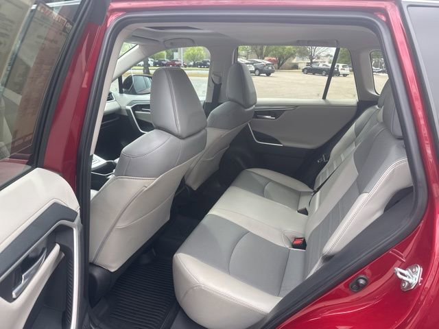 Used 2024 Toyota RAV4 Limited image 18