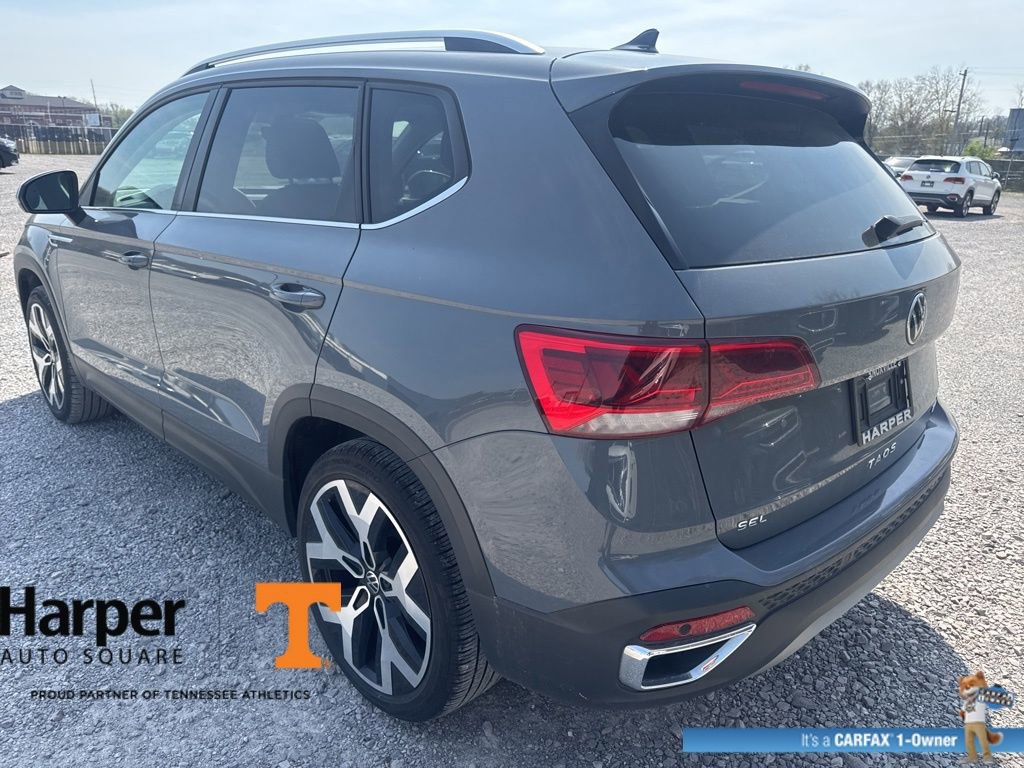 Used 2023 Volkswagen Taos SEL image 3