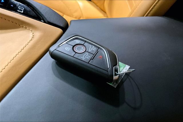 Used 2021 Chevrolet Corvette Stingray Premium Cpe w/ Z51 Performance Package RWD image 11