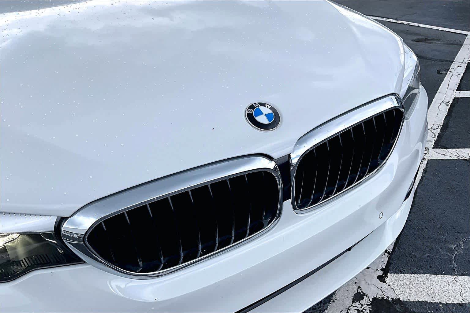 Used 2019 BMW 530i w/ Convenience Package RWD image 29