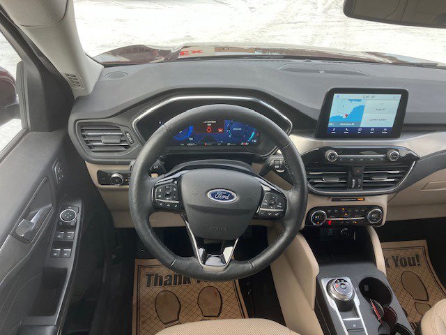 Used 2021 Ford Escape Titanium image 6