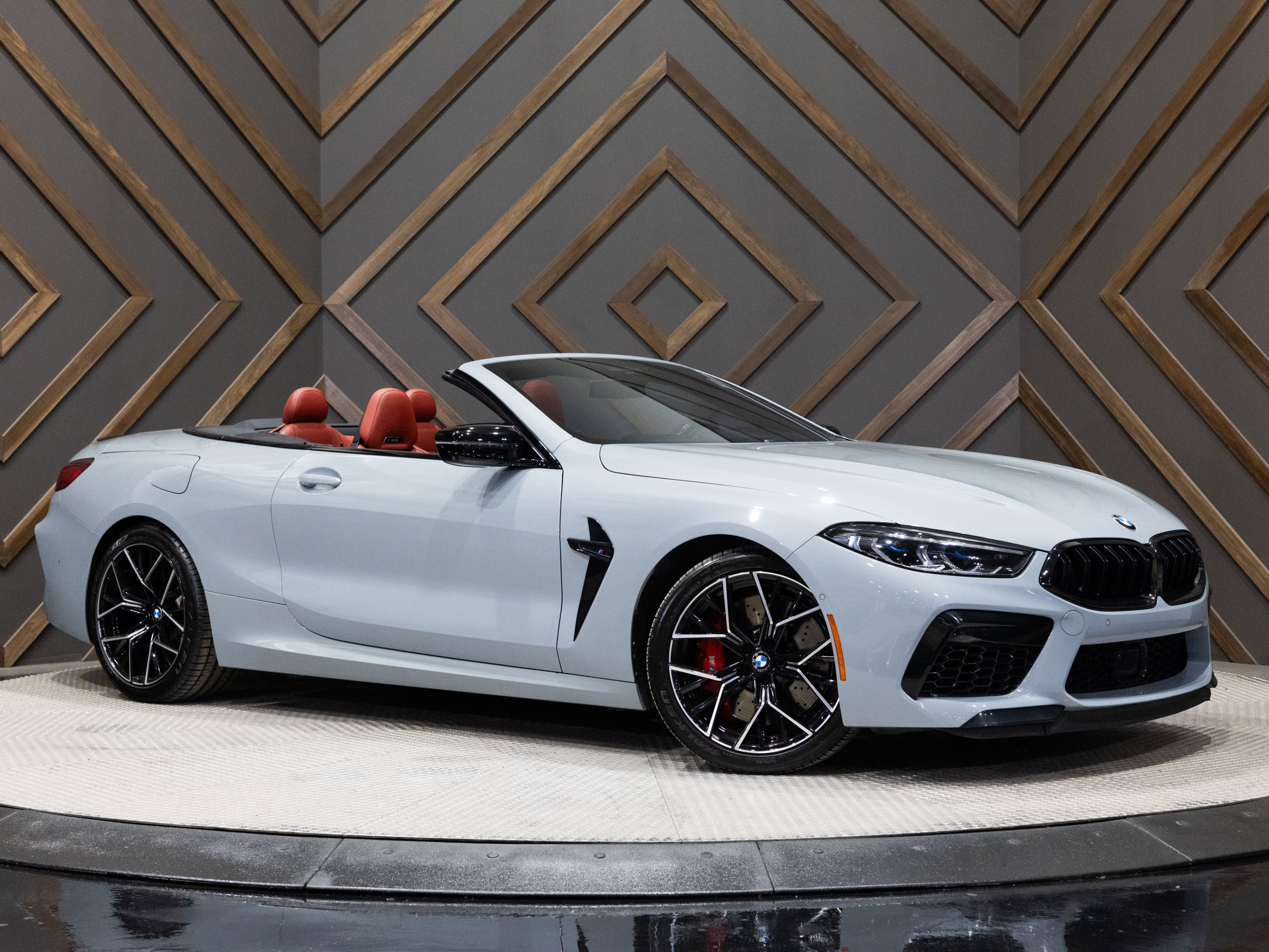 Used 2024 BMW M8 Competition AWD/4WD image 1