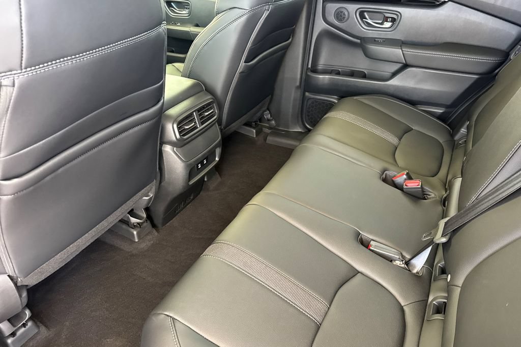 Certified 2026 Honda Passport RTL image 5