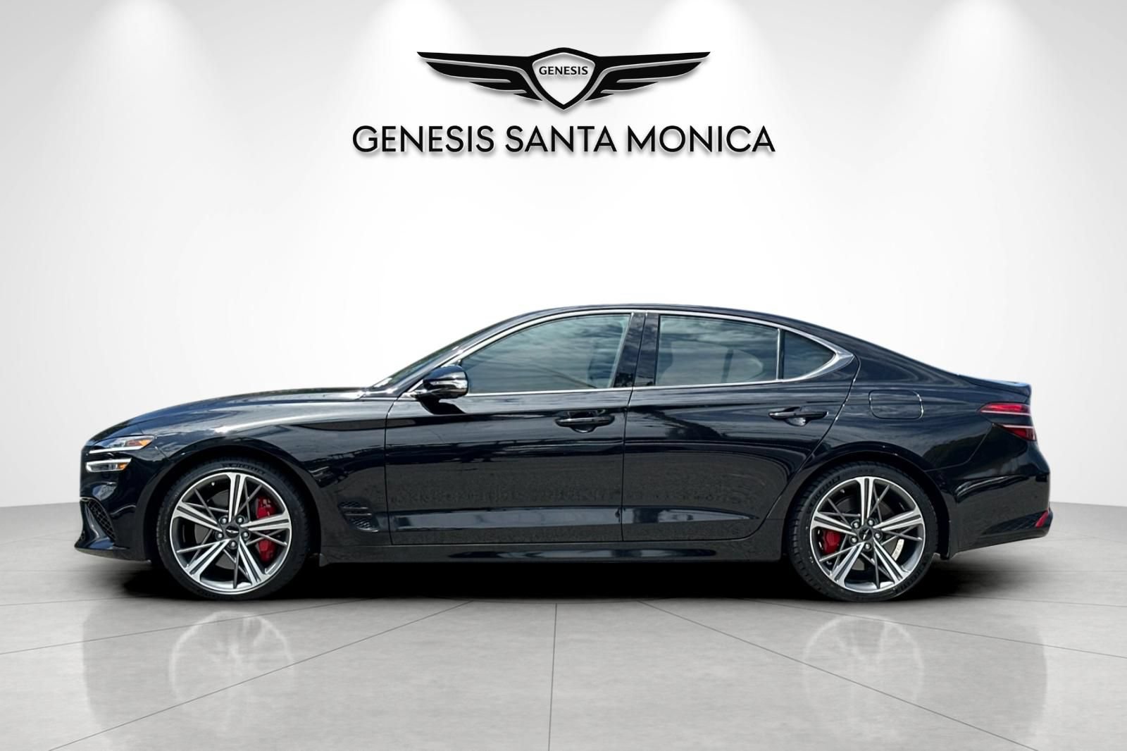 Used 2024 Genesis G70 3.3T Advanced w/ Sport Prestige Package RWD image 9