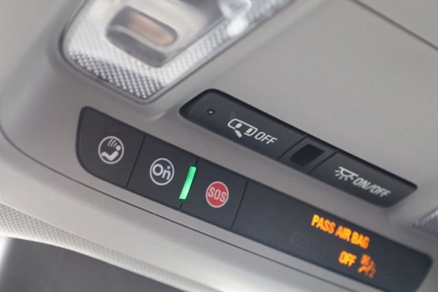 Used 2023 Chevrolet Equinox Premier image 29