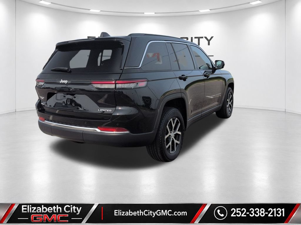 Used 2024 Jeep Grand Cherokee Limited w/ Trailer Tow Package AWD/4WD image 7