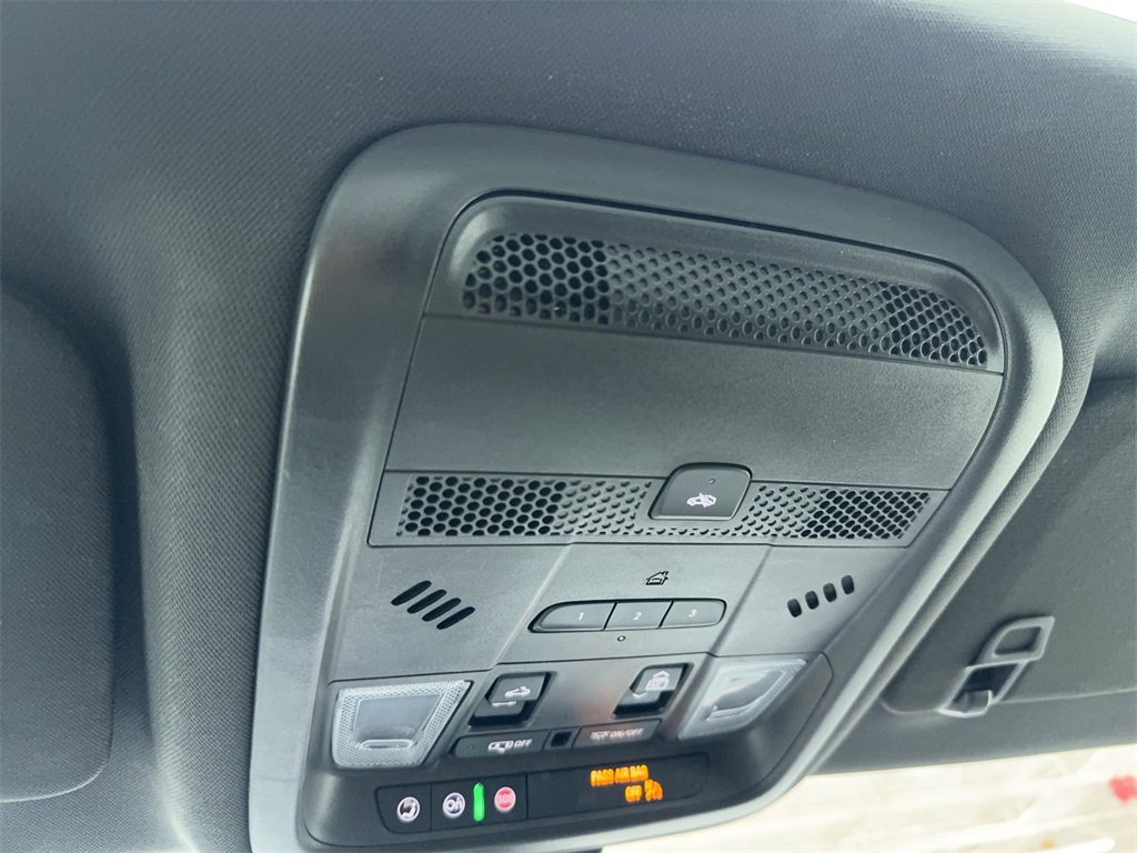 Used 2020 Cadillac XT6 Premium Luxury image 33