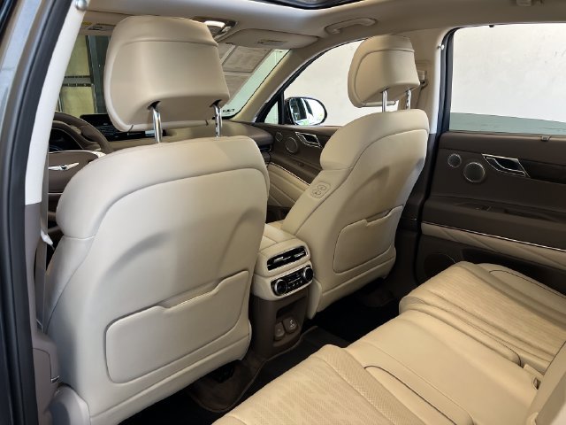 Used 2021 Genesis GV80 3.5T Advanced + AWD/4WD image 34