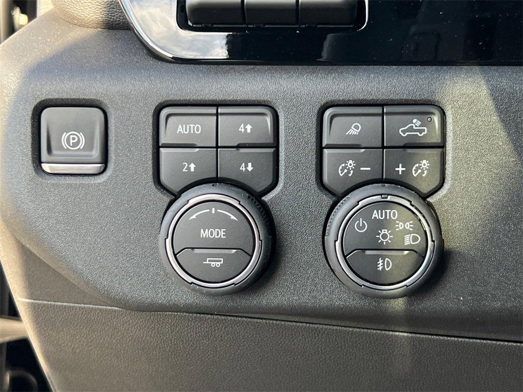 New 2026 Chevrolet Silverado 1500 High Country w/ Technology Package image 30