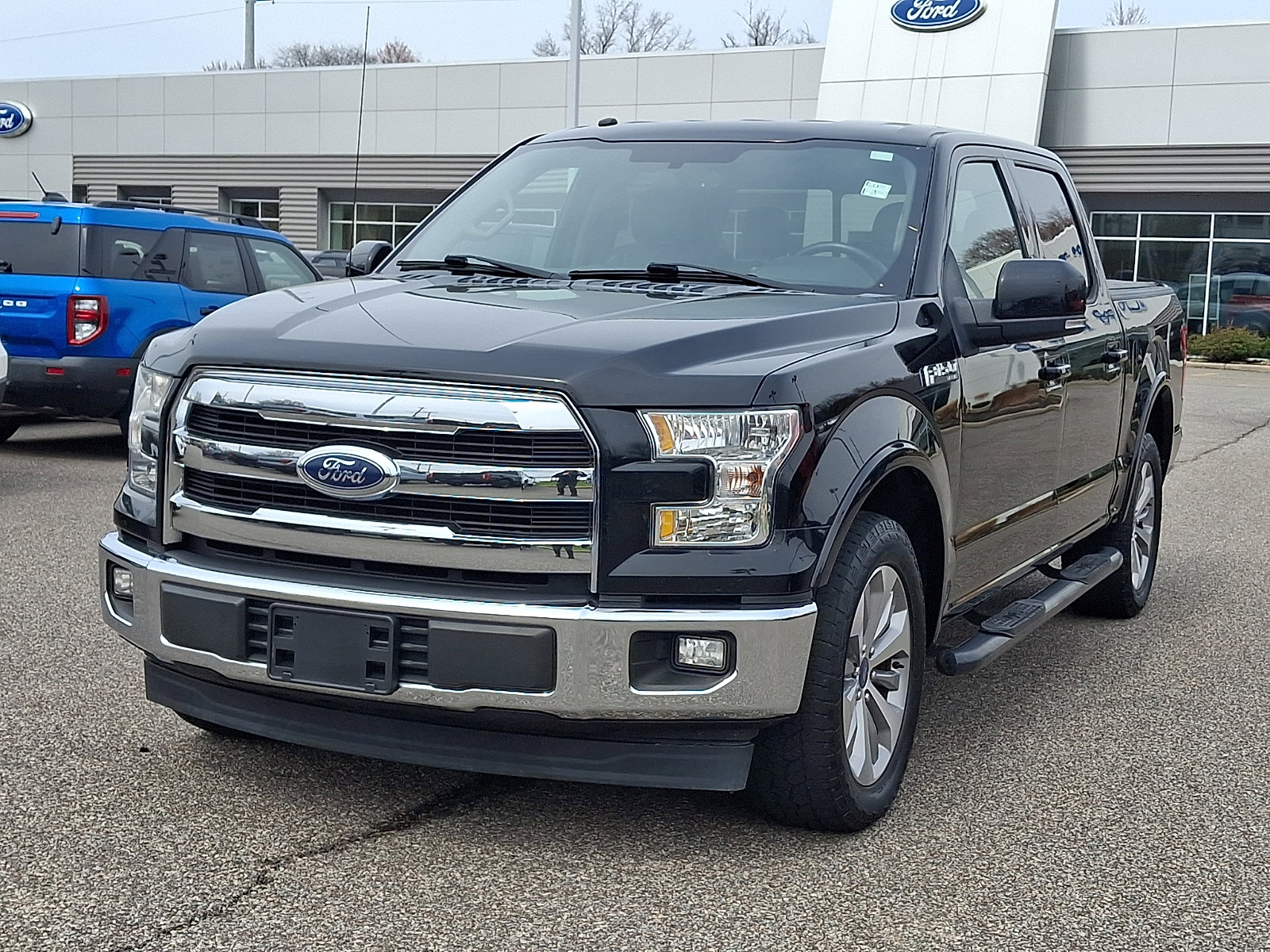 Used 2017 Ford F150 Lariat RWD image 4
